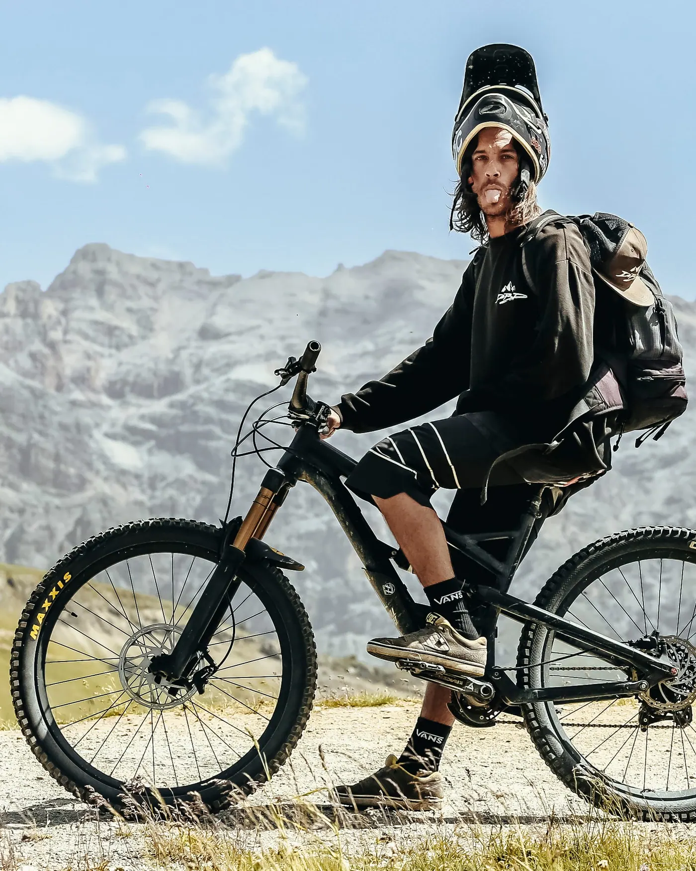 Eze β Dirty Bikes Photo