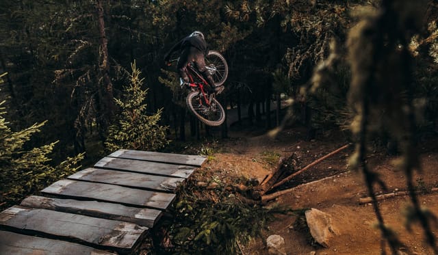 Riding the trails at Mottolino Bikepark, Livigno — Dirty Bikes Photo