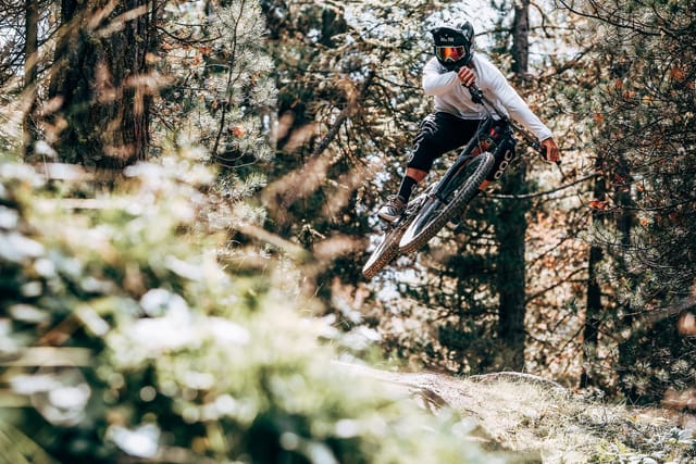 MTB action at Mottolino Bikepark, Livigno — Dirty Bikes Photo