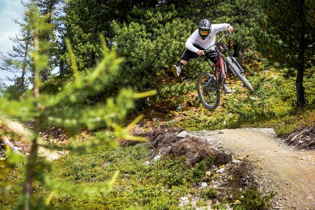 Riding the trails at Mottolino Bikepark, Livigno — Dirty Bikes Photo