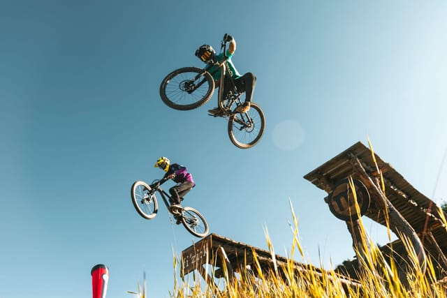Riding the trails at Mottolino Bikepark, Livigno — Dirty Bikes Photo