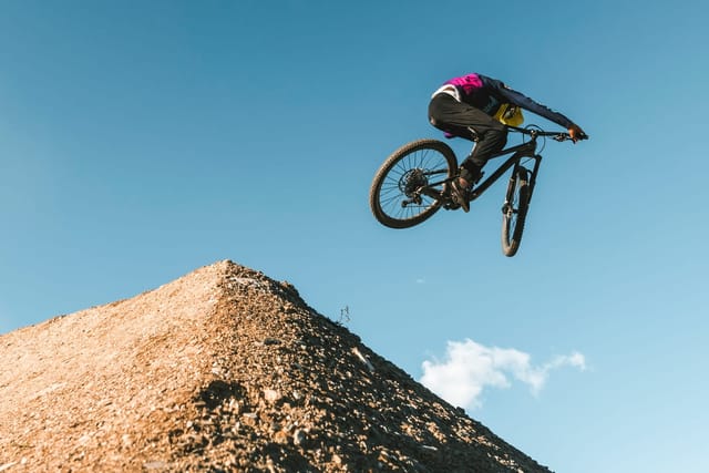 MTB action at Mottolino Bikepark, Livigno — Dirty Bikes Photo
